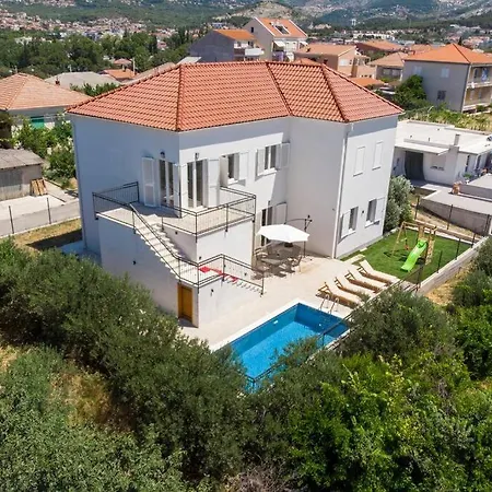 Aquero -with Private Pool Vila Vranjic