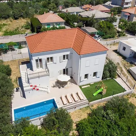 Vila Aquero -with Private Pool Vranjic