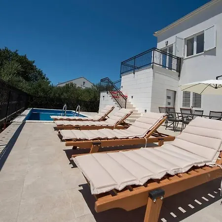 Aquero -with Private Pool 빌라