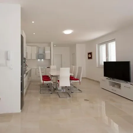 Villa Aquero -with Private Pool *